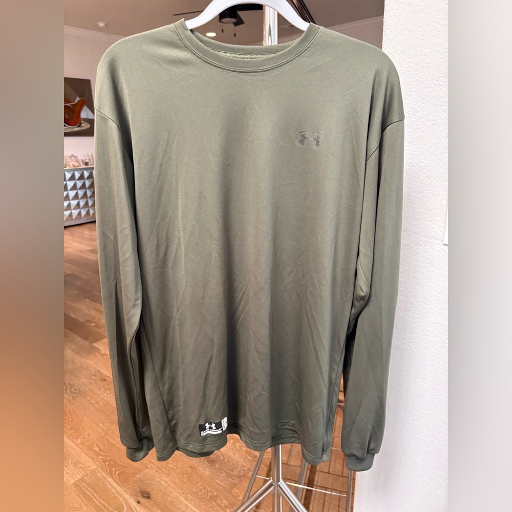 Under Armour Men's Long Sleeve Shirt in Sage